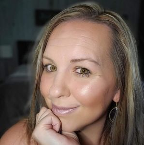 Meet your Posher, Nathalie